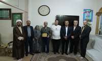 عیادت از خانواده شهید تکخارانی / از راهور کرمان تا سوریه