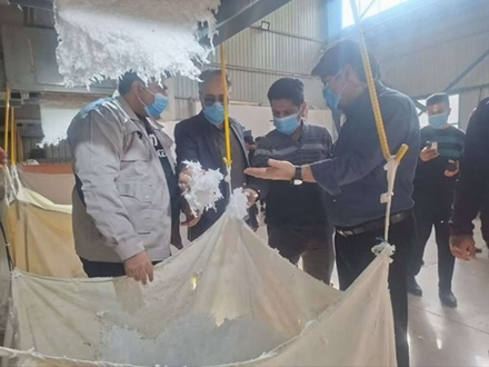 بازدید کارشناسان معاونت فنی از کارخانه عایق و شیشه صداقت در ناحیه صنعتی خضری